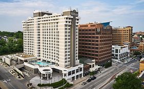 Hilton Kansas City Country Club Plaza